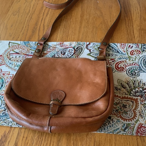 Patrica Nash Crossbody/Saddle Bag - Picture 3 of 11